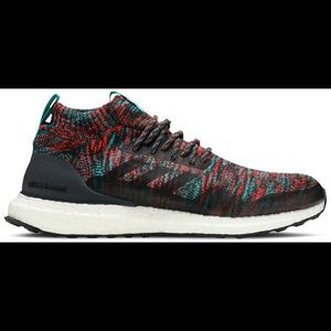 adidas ULTRABOOST MID Size 13